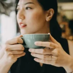 সকালে খালি পেটে কফি পান করা কি সঠিক নাকি ভুল? জানুন একজন পুষ্টিবিদের কাছ থেকে