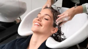 মাত্র ৫০ টাকায় ঘরে বসেই করুন হেয়ার স্পা—১০০০ টাকা খরচ করার দরকার নেই! এই ৪টি উপাদানই যথেষ্ট