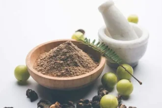 চুল পড়া ও ভাঙা রোধ করতে বাড়িতে মাত্র ২টি উপাদান দিয়ে হেয়ার প্যাক তৈরি করুন